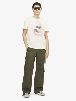 Men's Airbrushed Skull T-shirt in White/Multicolour