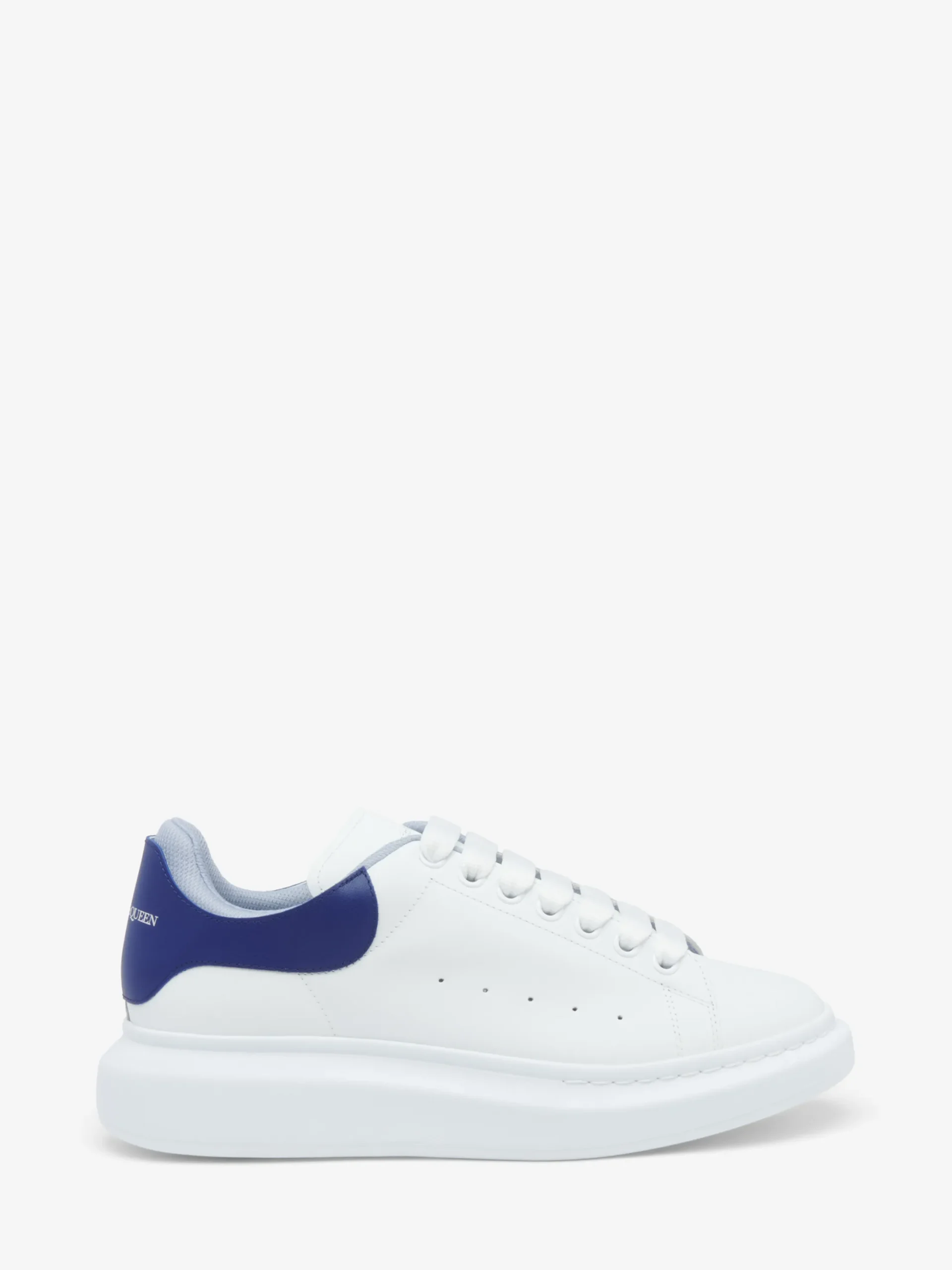 Men's Oversized Sneaker in White/Blue