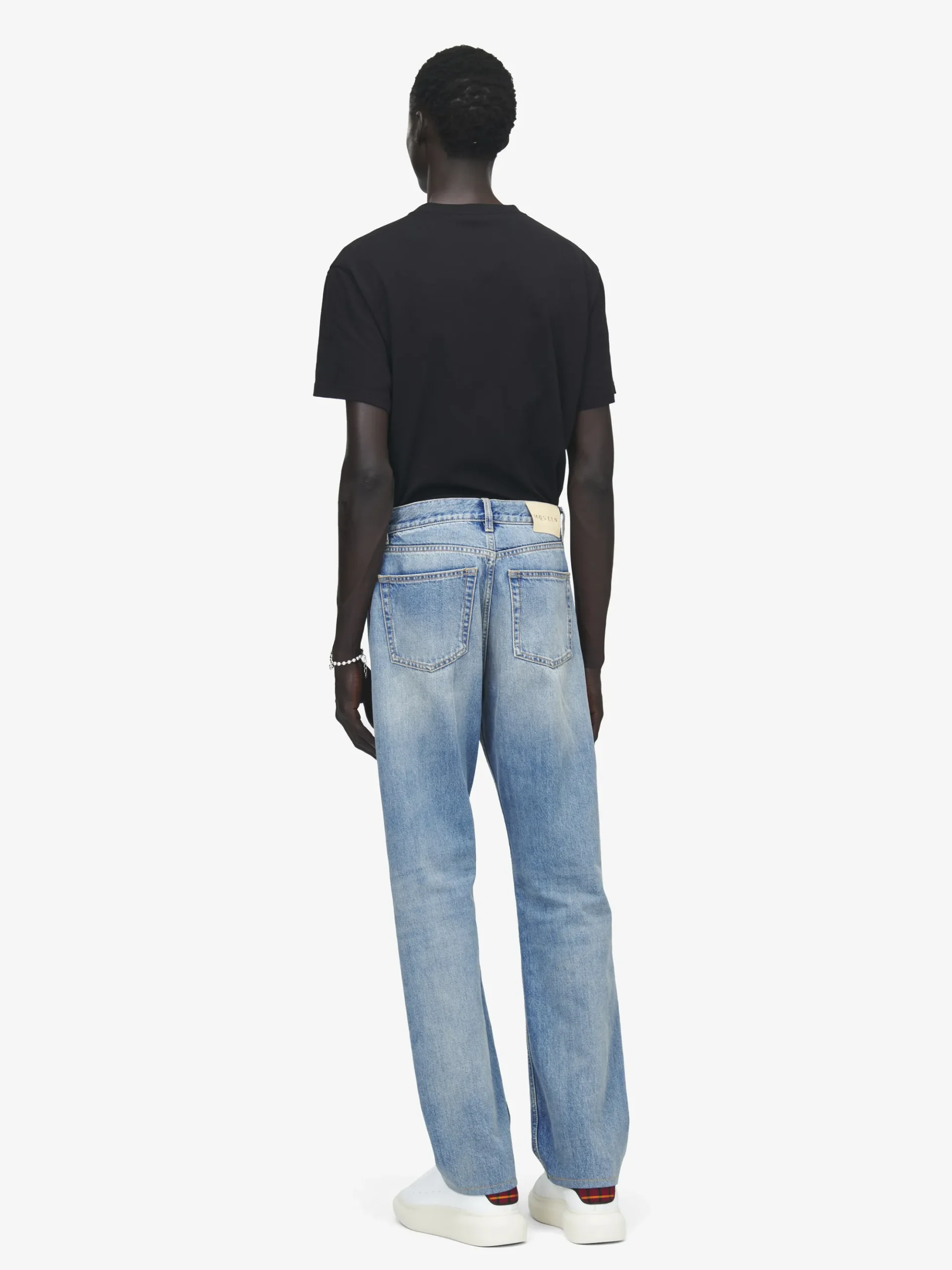 Men's Straight Leg Jeans in Washed Blue