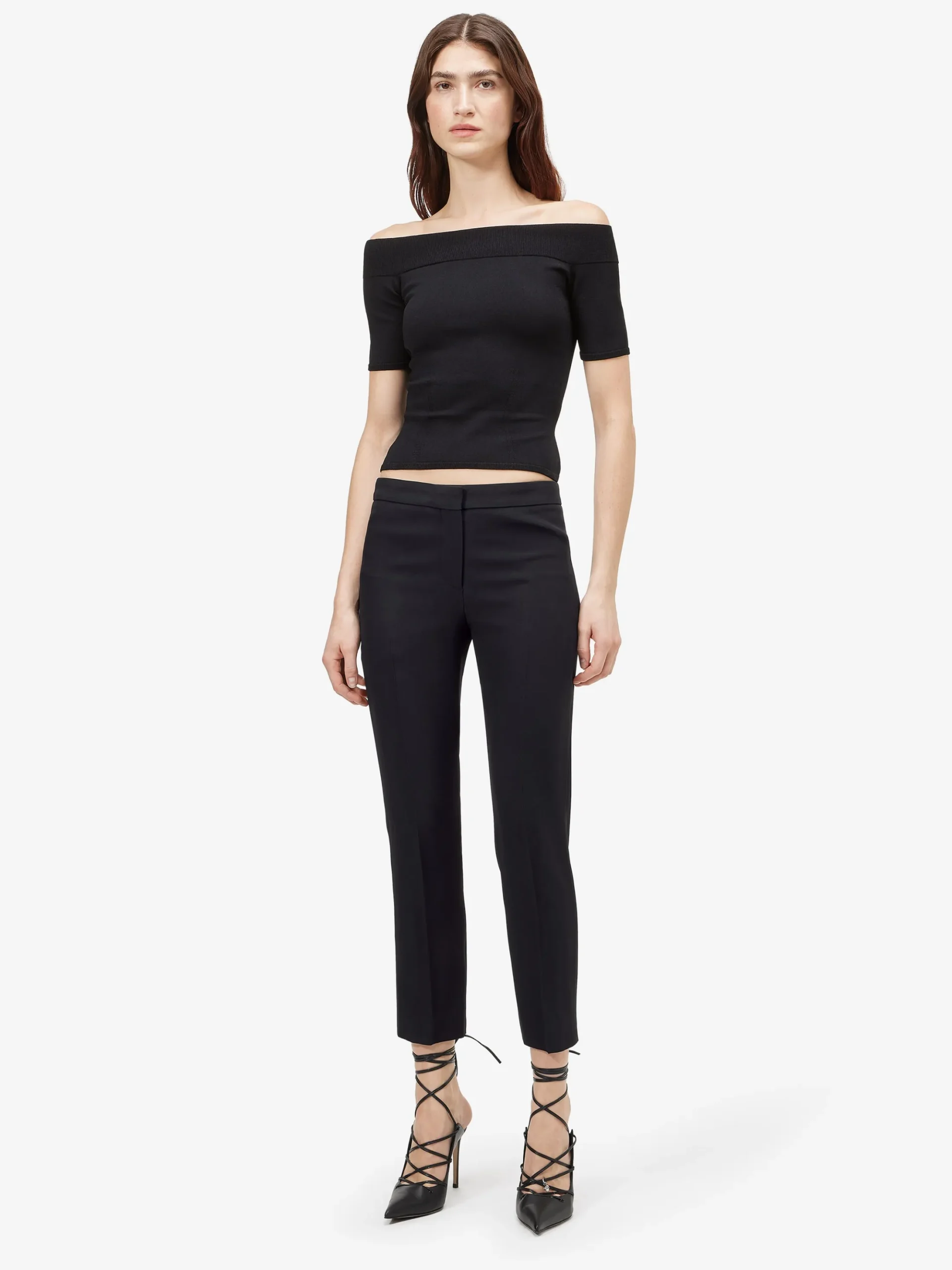 Women's Leaf Crepe Cigarette Trouser in Black