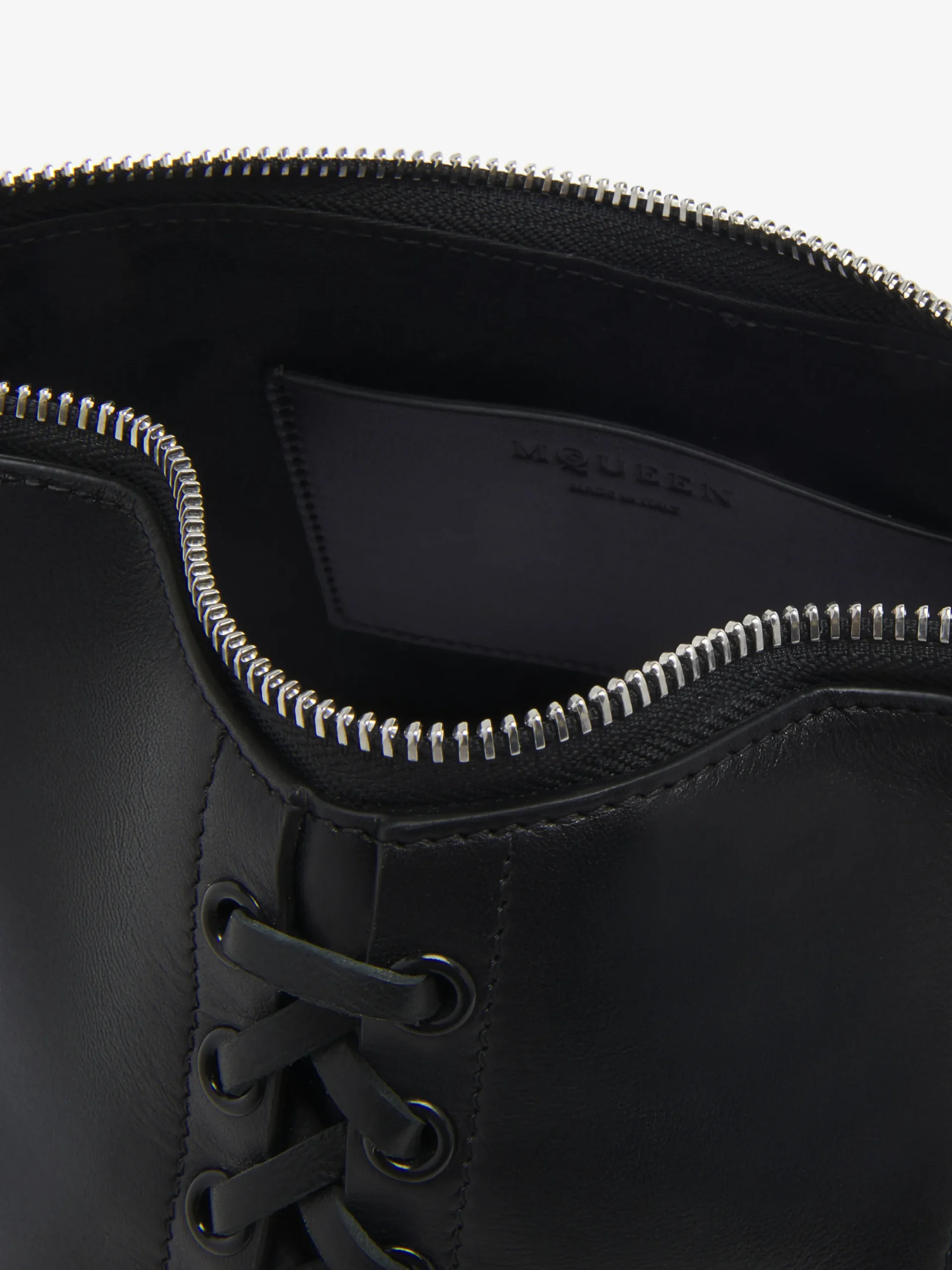 Women's Manta Clutch in Black