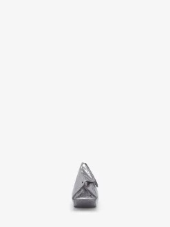 Women's Manta Clutch in Dark Silver