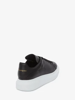 Women's Oversized Sneaker in Black