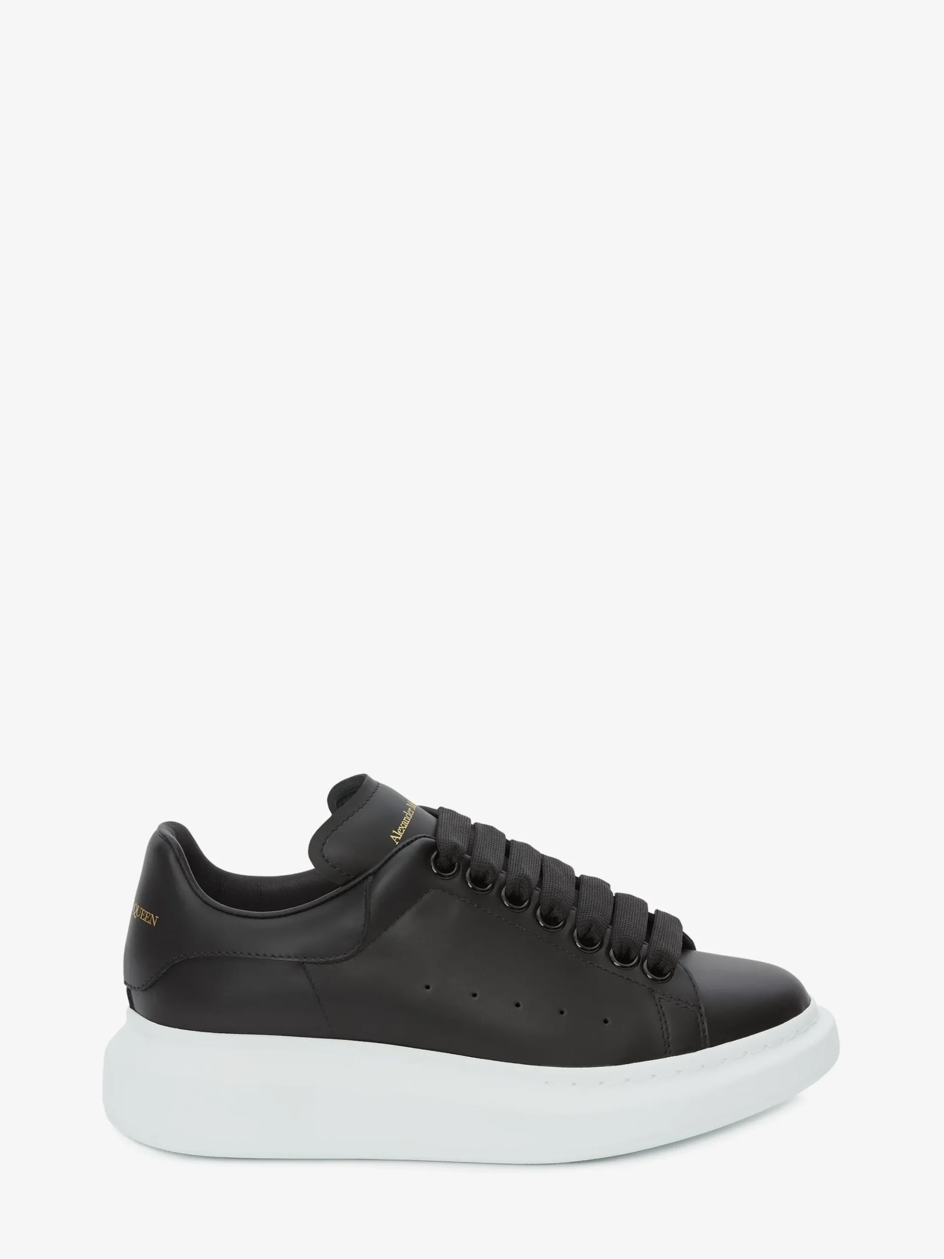 Women's Oversized Sneaker in Black