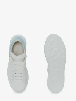 Women's Oversized Sneaker in White/Blue