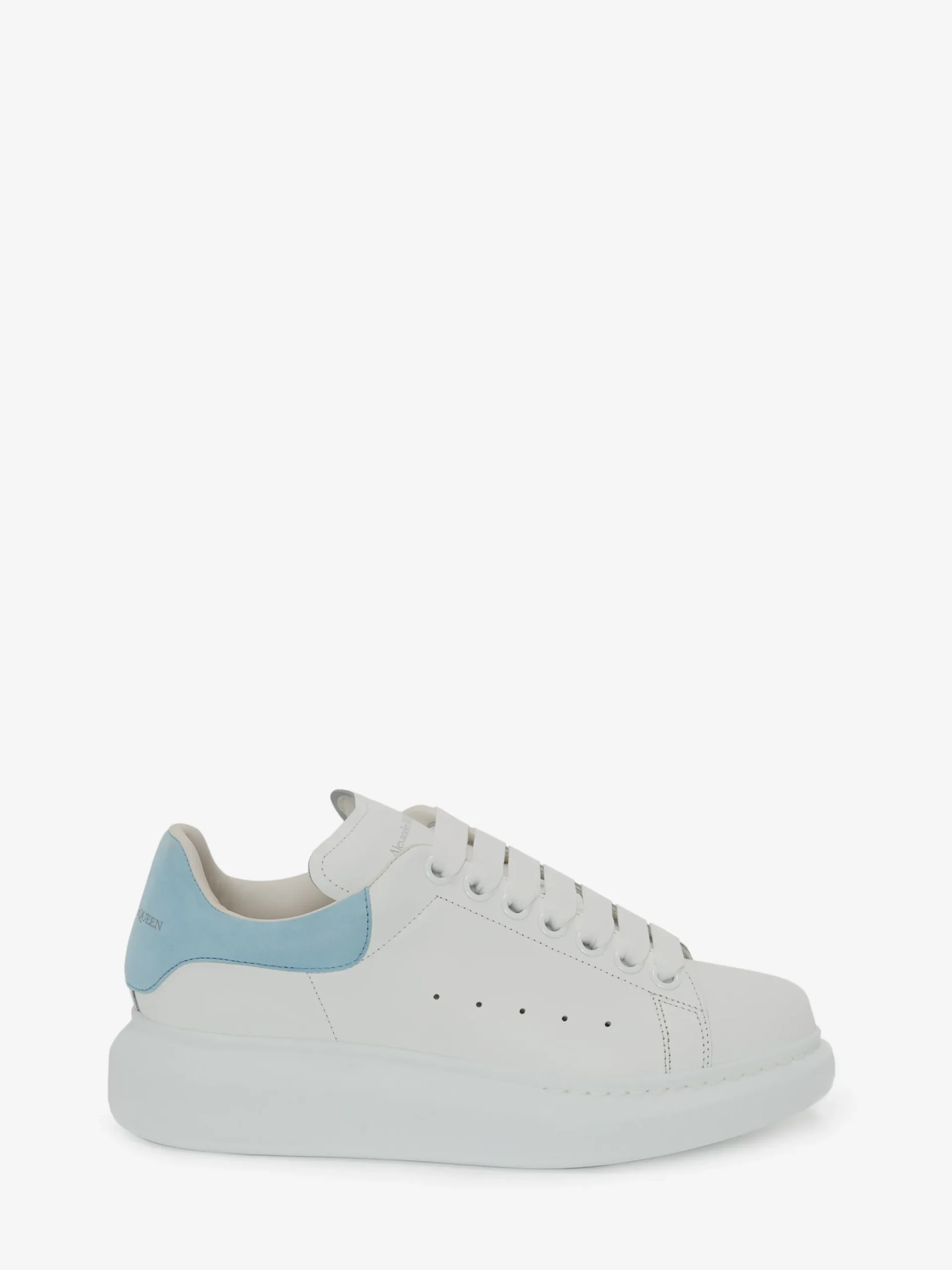 Women's Oversized Sneaker in White/Blue