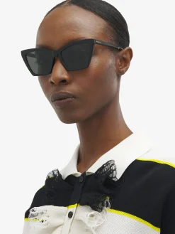 Women's Spike Geometric Cat-eye Sunglasses in Black/Smoke