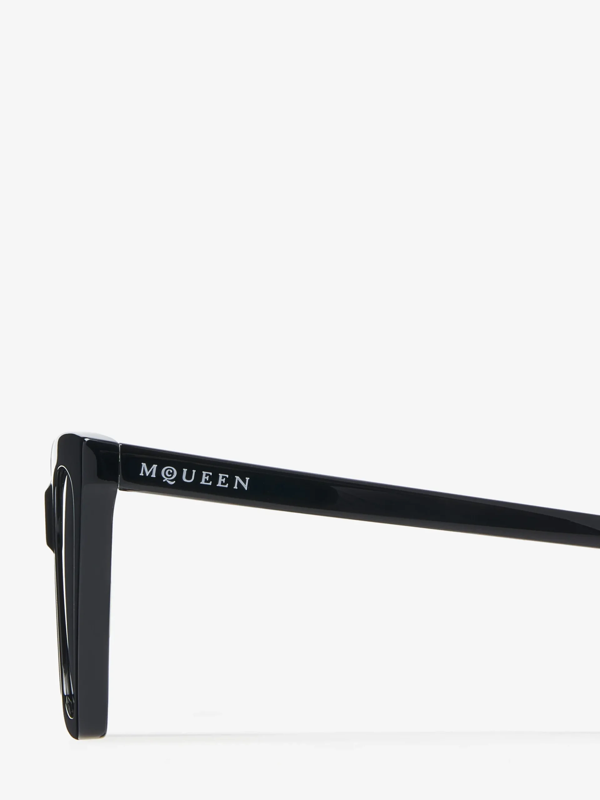 Women's Spike Geometric Cat-eye Sunglasses in Black/Smoke