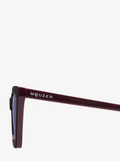 Women's Spike Geometric Cat-eye Sunglasses in Burgundy/Blue