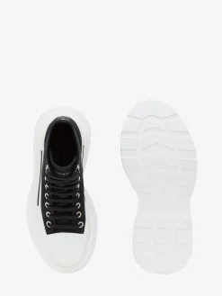 Women's Tread Slick Boot in Black/White